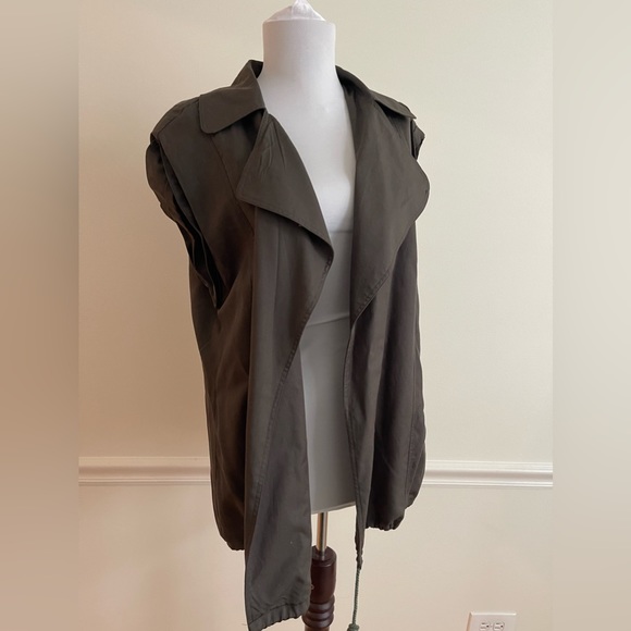 New without tag Dressy Vest - Picture 2 of 2